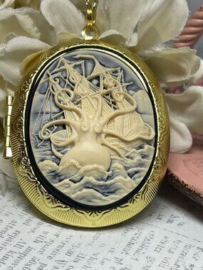 NEW Gold Kraken Octopus Ship Ocean Sea Nautical Locket Necklace Photo Jewelry